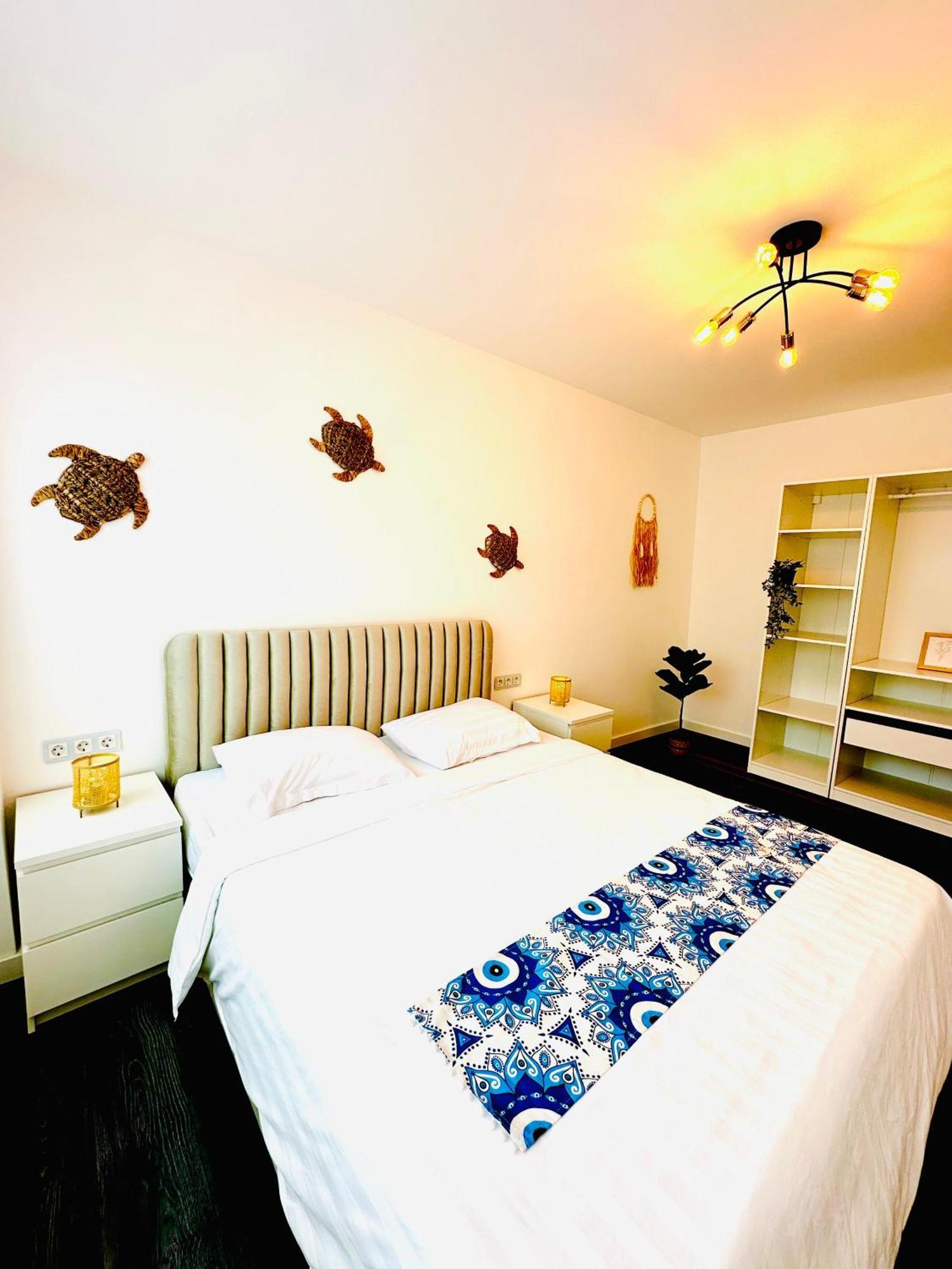 Amos Apartment-Ultracentral-Free Parking Клуж-Напока Екстер'єр фото
